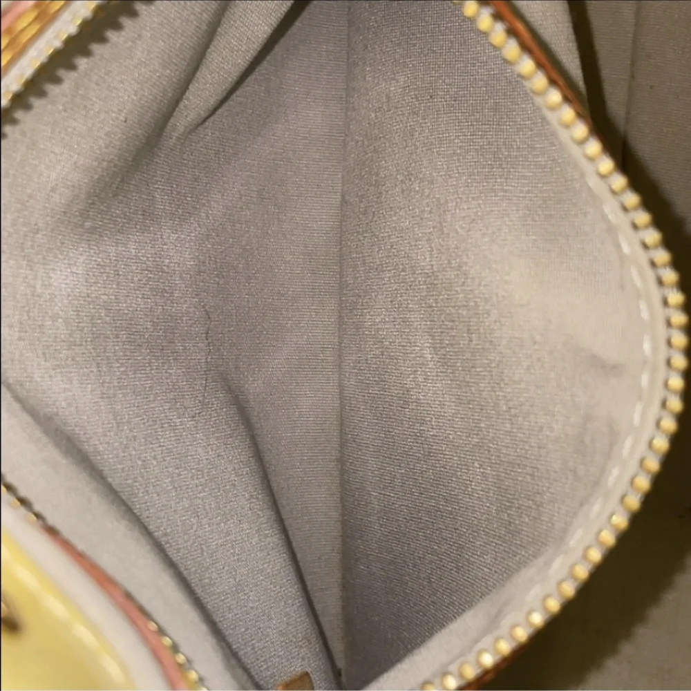 Authentic Louis Vuitton Vernis Yellow Reade PM Hand Bag with LV luggage tag - Picture 11 of 16